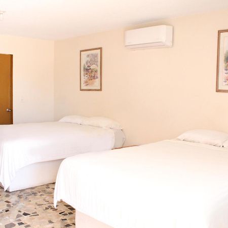Empalme Inn Ngoại thất bức ảnh